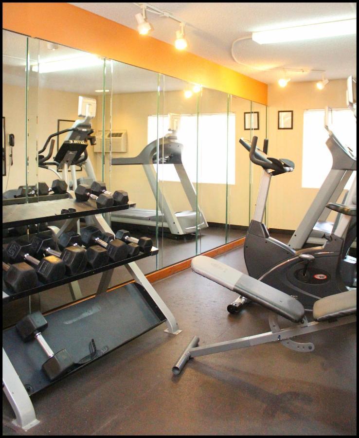 מלון Drexel Heights Ramada By Wyndham Tucson Airport מראה חיצוני תמונה