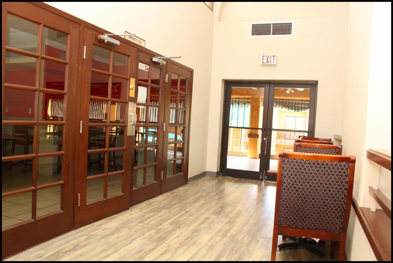 מלון Drexel Heights Ramada By Wyndham Tucson Airport מראה חיצוני תמונה