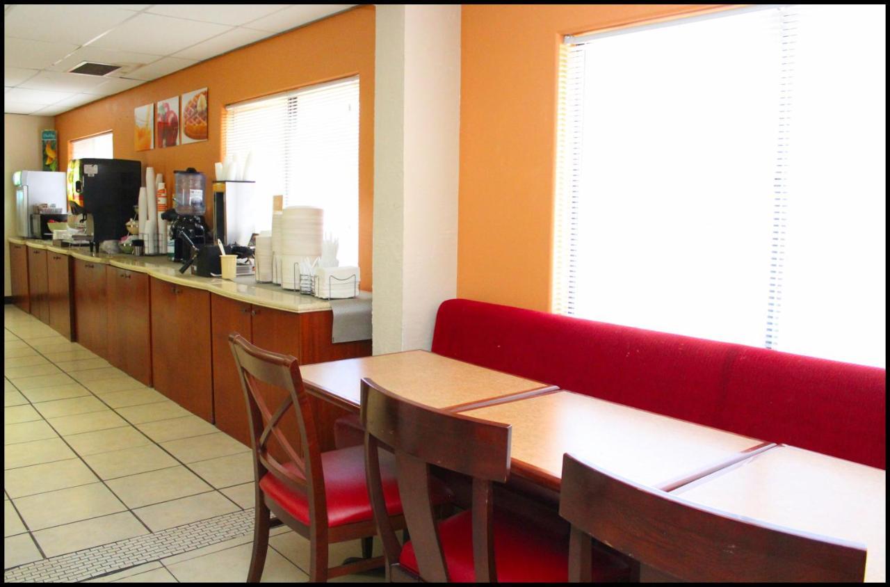 מלון Drexel Heights Ramada By Wyndham Tucson Airport מראה חיצוני תמונה